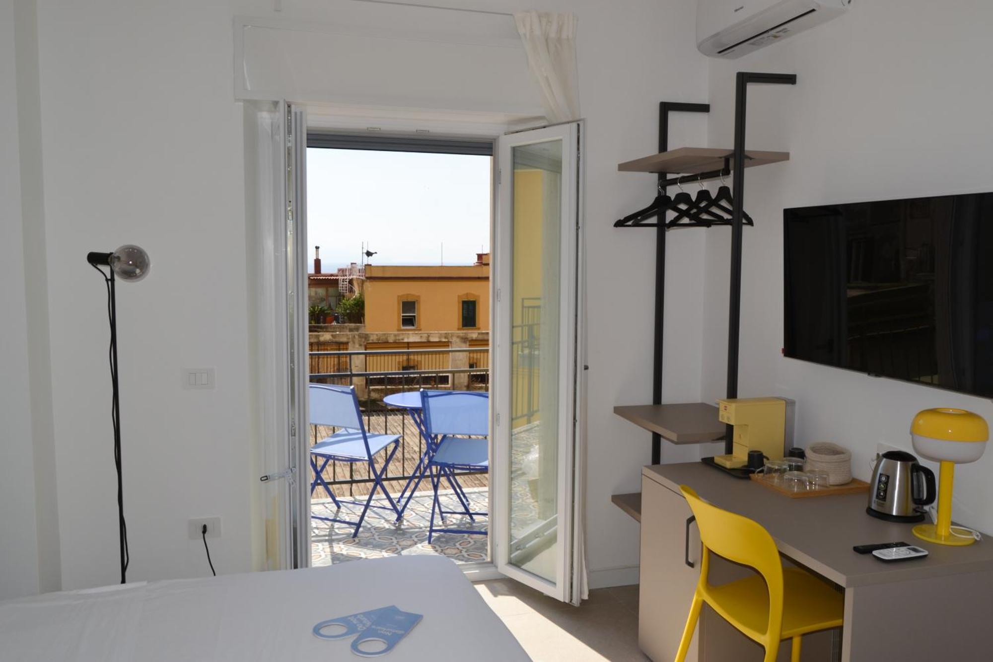 Palazzo Santa Maria Bed & Breakfast เนเปิลส์ ภายนอก รูปภาพ