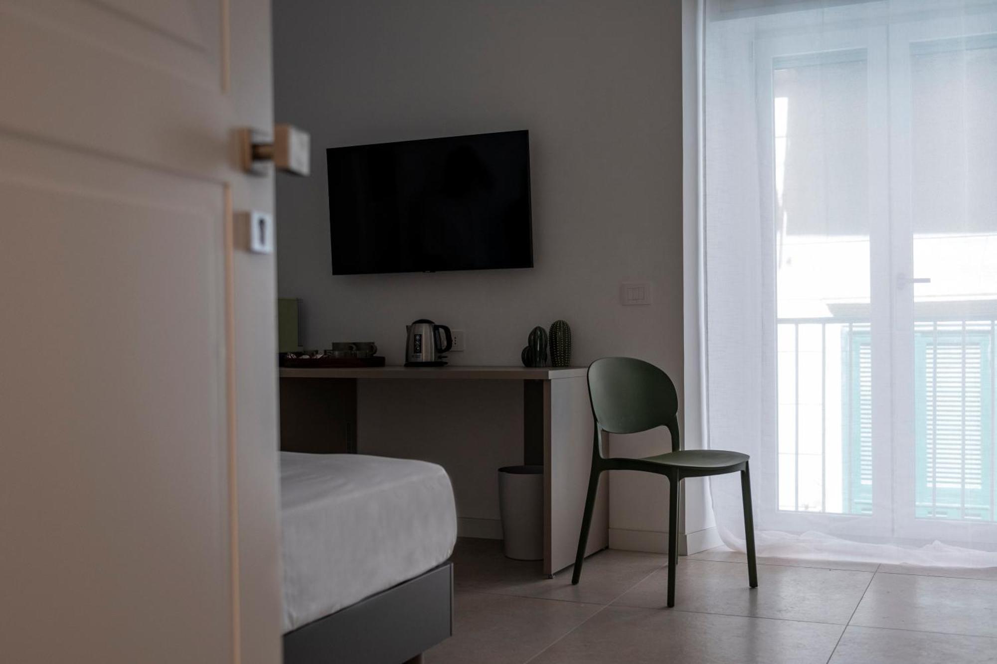 Palazzo Santa Maria Bed & Breakfast เนเปิลส์ ภายนอก รูปภาพ