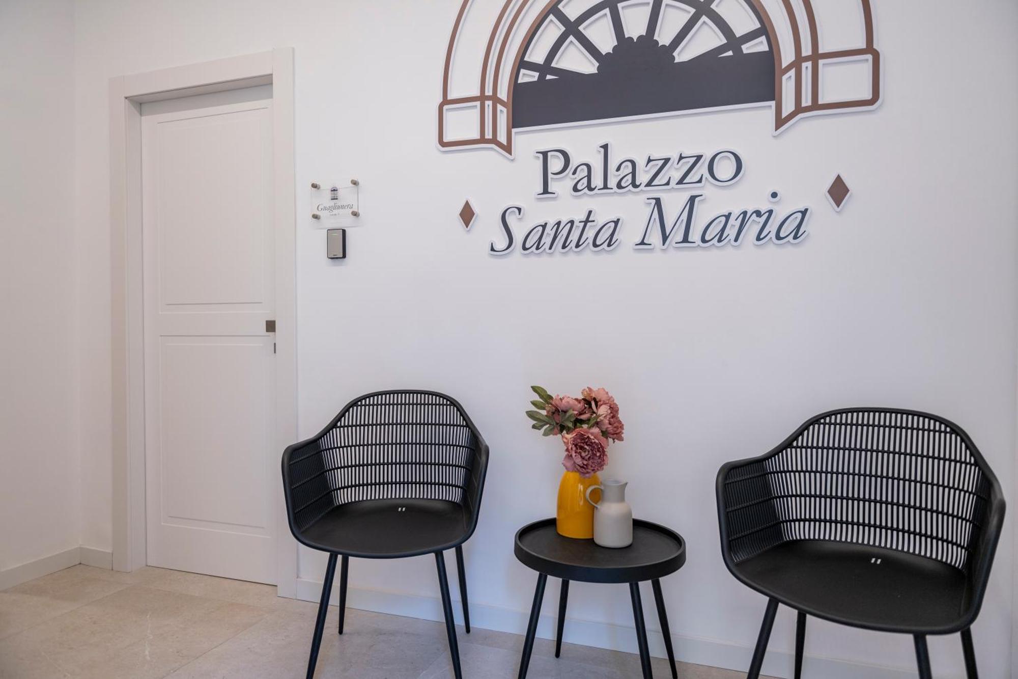 Palazzo Santa Maria Bed & Breakfast เนเปิลส์ ภายนอก รูปภาพ