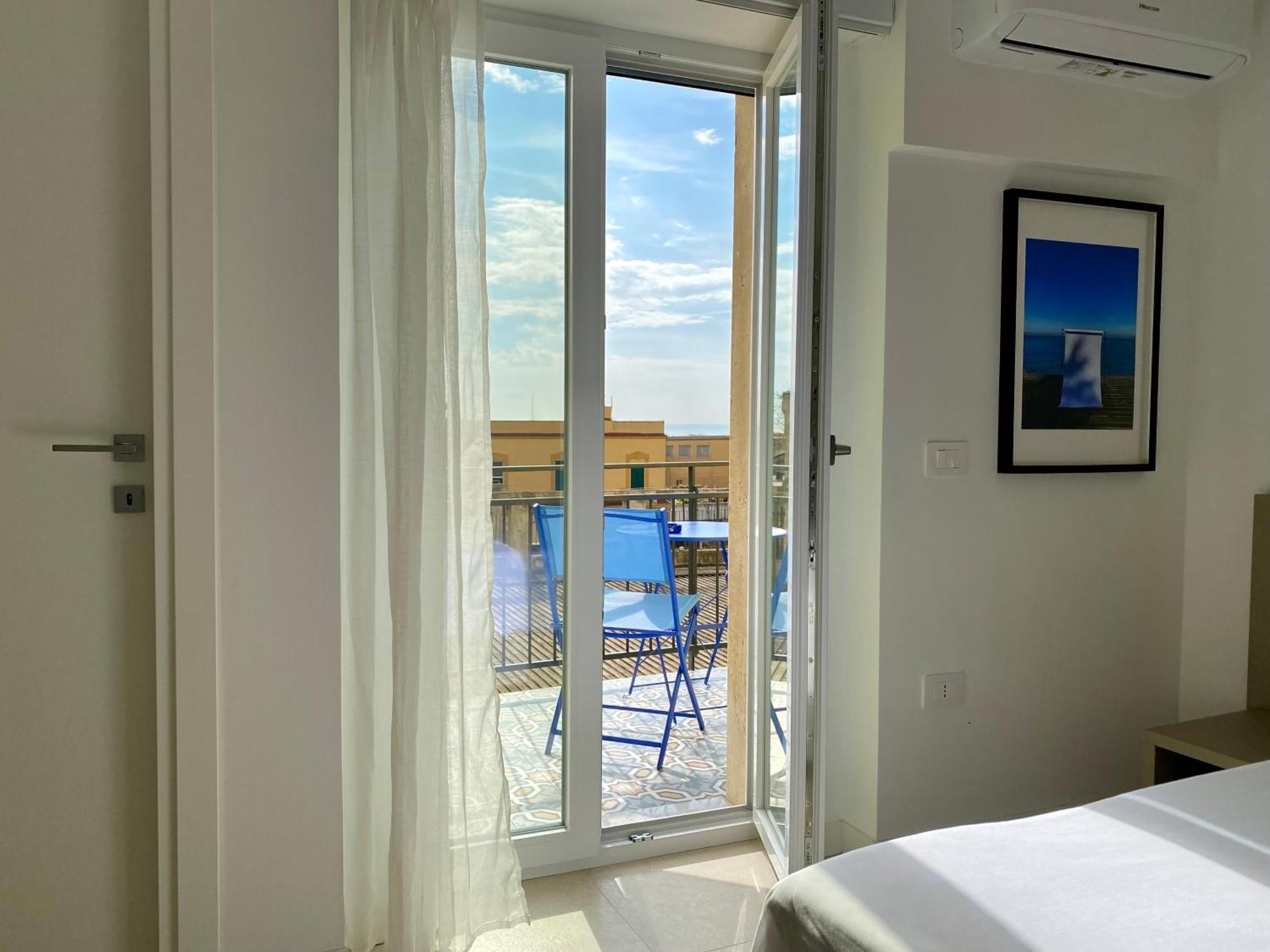Palazzo Santa Maria Bed & Breakfast เนเปิลส์ ภายนอก รูปภาพ